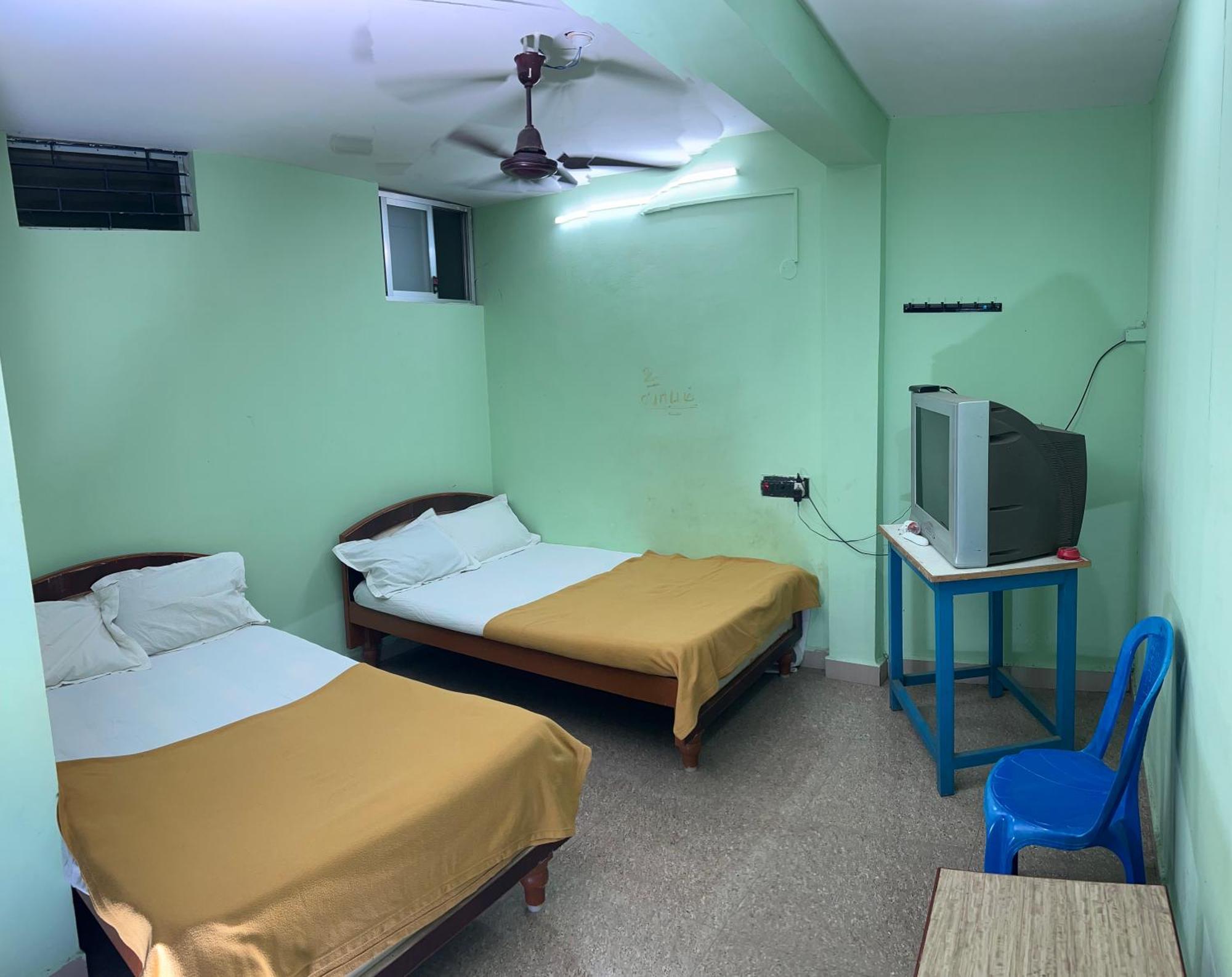 Hotel Chola Lodge Arantāngi エクステリア 写真