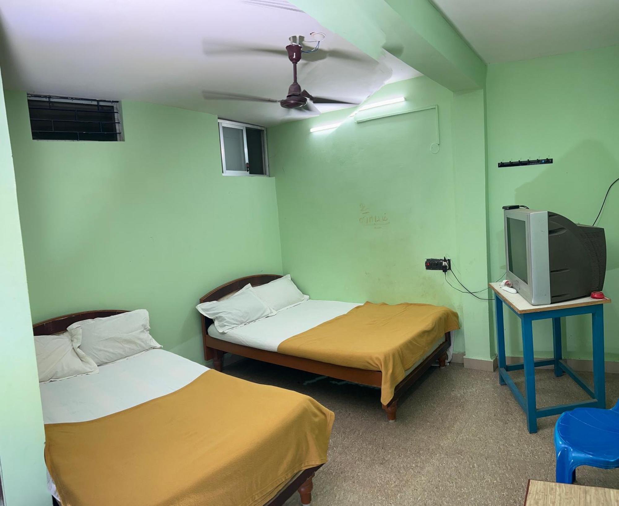 Hotel Chola Lodge Arantāngi エクステリア 写真